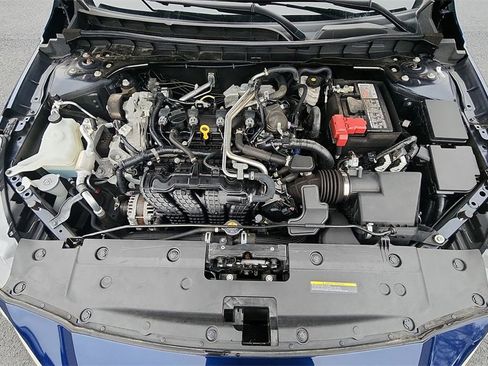 Used 2023 Nissan Altima 2.5 SR w/ SR Premium Package image 31