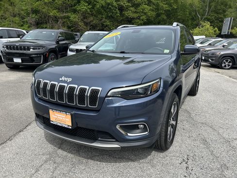 Certified 2019 Jeep Cherokee Limited AWD/4WD image 3