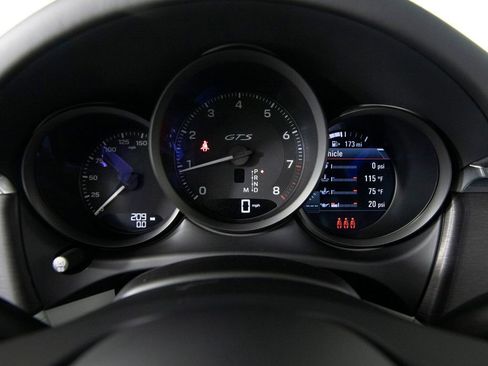 Certified 2026 Porsche Macan GTS image 23