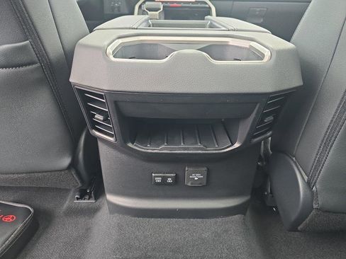 New 2025 Toyota Tundra Limited image 18