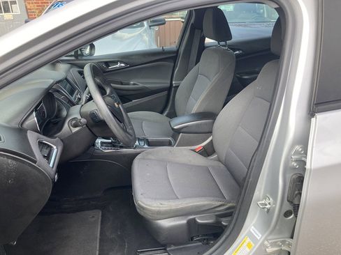 Used 2019 Chevrolet Cruze LS w/ LS Fleet Convenience Package FWD image 7