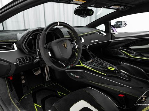 Used 2020 Lamborghini Sian Coupe image 53