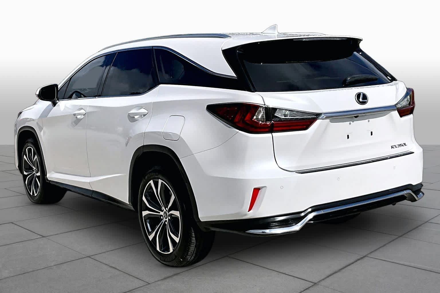 Used 2022 Lexus RX 350L FWD w/ Premium Package image 12