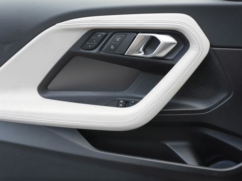 Certified 2025 BMW 230i xDrive Coupe w/ Premium Package image 29