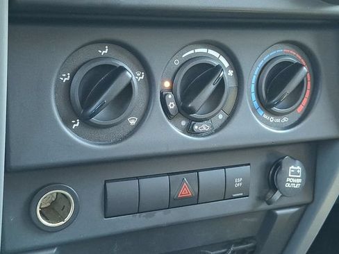 Used 2009 Jeep Wrangler X AWD/4WD image 11