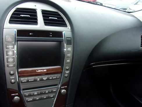 Used 2011 Lexus ES 350 image 7