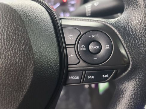 Used 2024 Toyota Corolla LE image 30