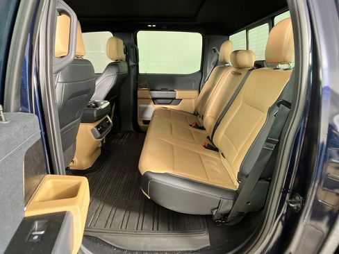 Used 2023 Ford F150 Lariat w/ Max Trailer Tow Package image 32