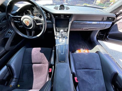 Used 2019 Porsche 911 GT2 RS RWD image 13