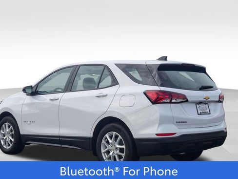 Used 2024 Chevrolet Equinox LS FWD image 5