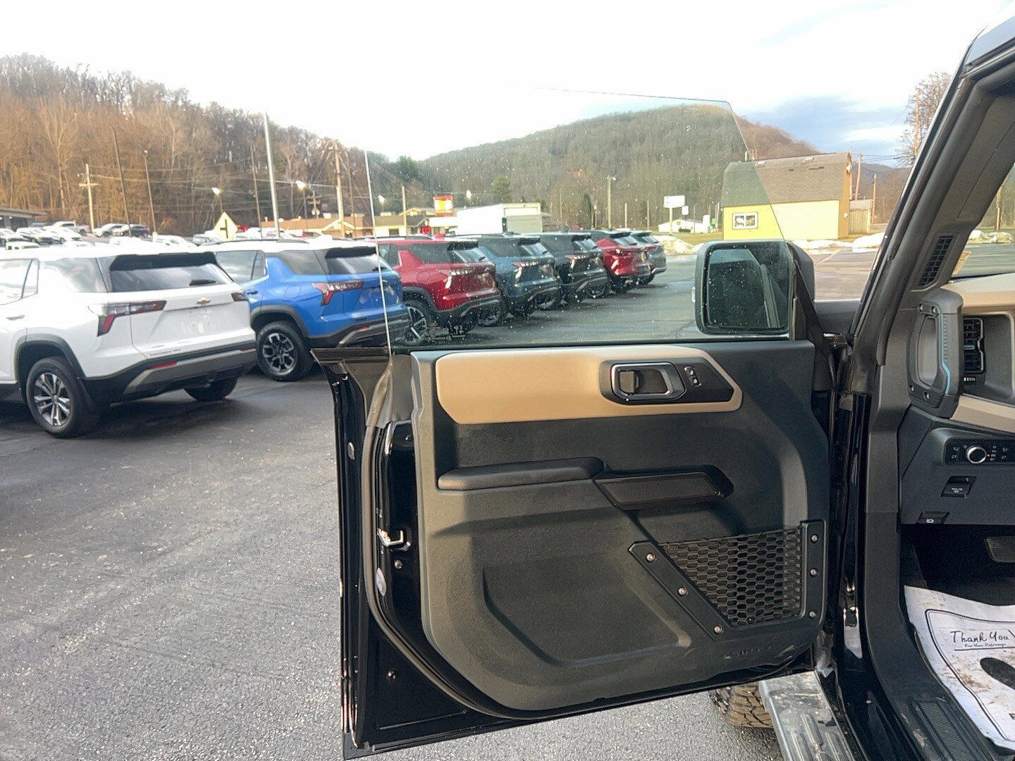Used 2024 Ford Bronco Wildtrak AWD/4WD image 11
