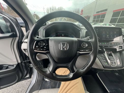 Used 2019 Honda Odyssey EX-L image 16