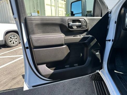 Used 2022 GMC Sierra 3500 AT4 w/ AT4 Preferred Package AWD/4WD image 19