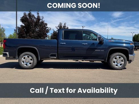 Used 2021 Chevrolet Silverado 3500 LTZ AWD/4WD image 4