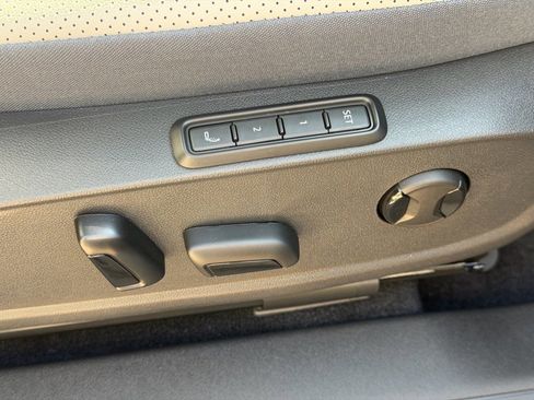 New 2025 Volkswagen ID.4 Pro S AWD/4WD image 13