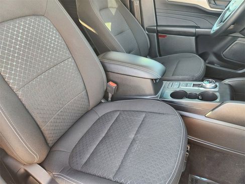 Used 2025 Ford Escape Active image 14