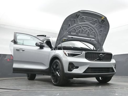 New 2026 Volvo XC40 B5 Ultra w/ Protection Package Premier AWD/4WD image 45