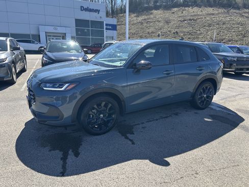 Used 2025 Honda HR-V Sport image 19