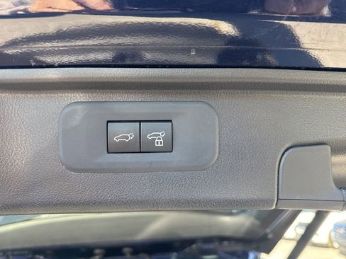 Used 2025 Toyota Grand Highlander AWD image 30