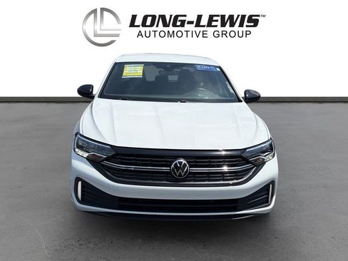 Certified 2024 Volkswagen Jetta Sport FWD image 11