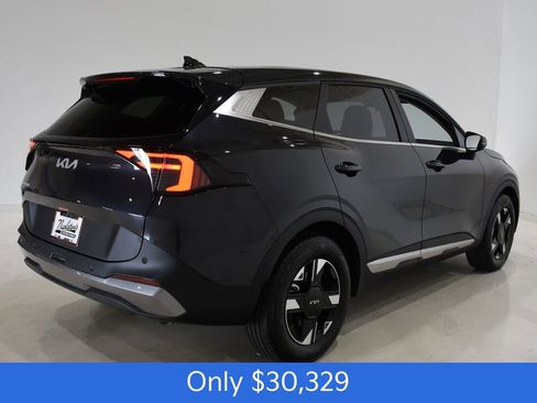 New 2026 Kia Sportage LX FWD image 4