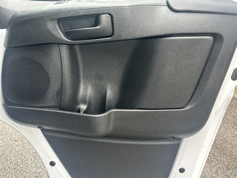 Used 2026 RAM ProMaster 2500 w/ Convenience Group FWD image 14