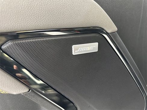 Used 2025 Chevrolet Silverado 2500 ZR2 w/ Technology Package image 25