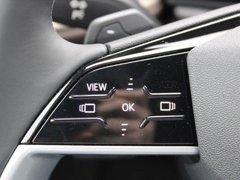 Certified 2025 Audi Q5 Premium w/ Convenience Package AWD/4WD image 30