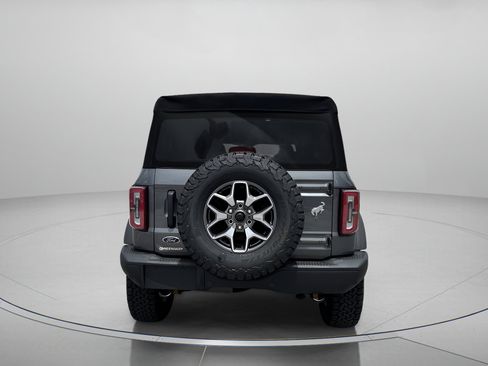 New 2025 Ford Bronco Badlands image 4