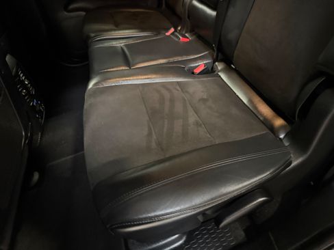 Used 2020 Dodge Durango R/T AWD/4WD image 32