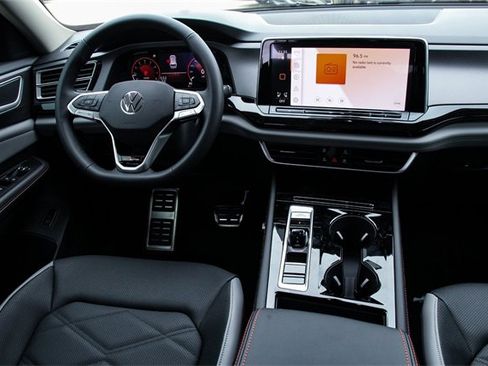 New 2026 Volkswagen Atlas Peak Edition image 22