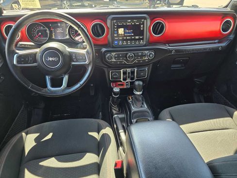 Used 2021 Jeep Wrangler Unlimited Rubicon AWD/4WD image 19