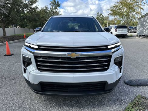 Certified 2026 Chevrolet Traverse LT FWD image 9