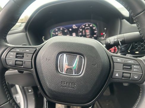 Used 2025 Honda Accord EX-L image 13