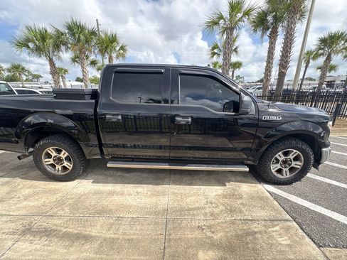 Used 2020 Ford F150 XLT RWD image 4