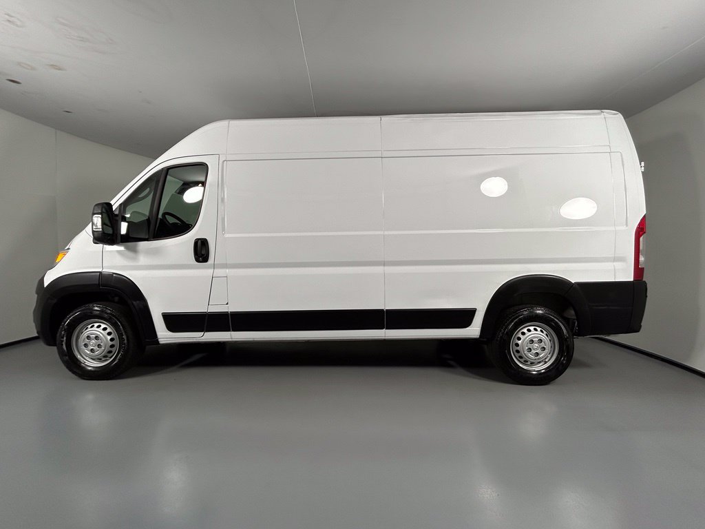 Used 2026 RAM ProMaster 2500 w/ Convenience Group FWD image 4