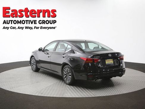 Used 2024 Nissan Altima 2.5 SV w/ SV Premium Package FWD image 62
