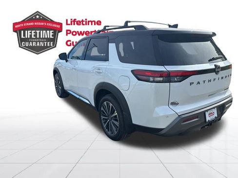 New 2026 Nissan Pathfinder Platinum FWD image 5