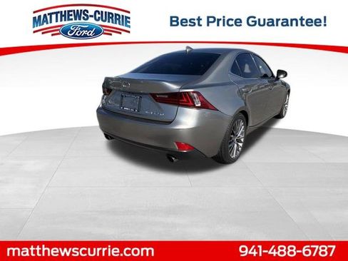 Used 2015 Lexus IS 250 250 w/ Navigation System Package image 4