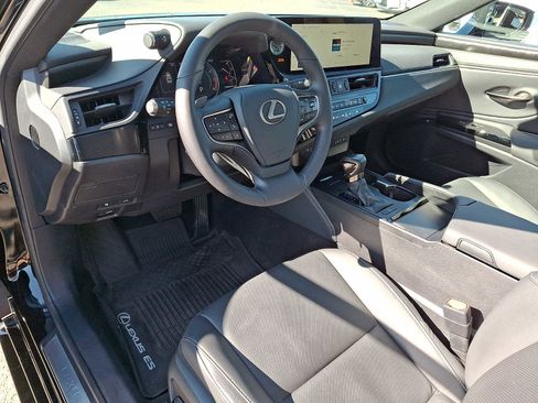 Used 2023 Lexus ES 250 w/ Premium Package AWD/4WD image 9