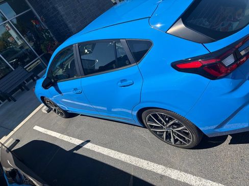 Certified 2024 Subaru Impreza 2.0i Sport AWD/4WD image 6