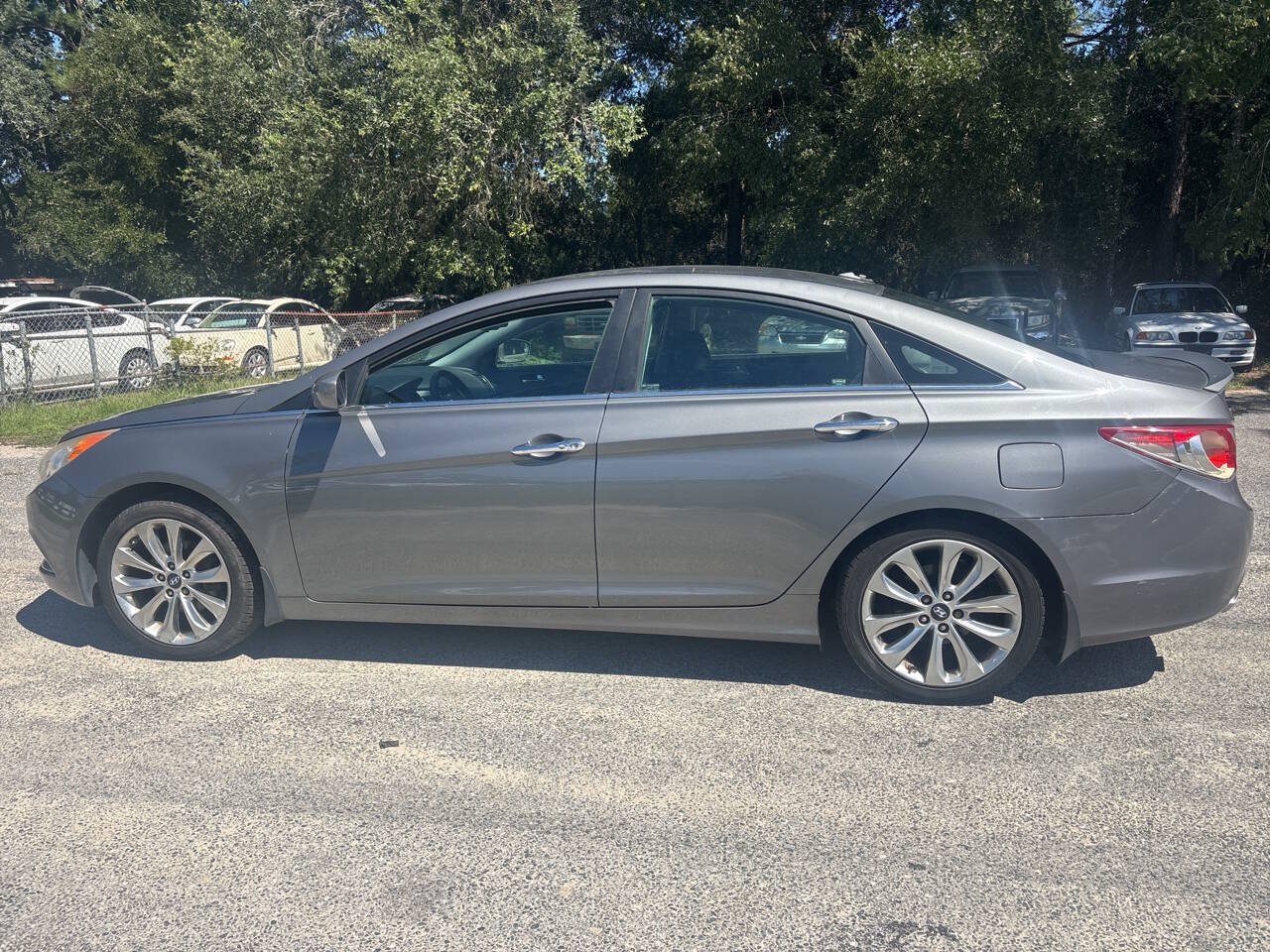 Used 2012 Hyundai Sonata SE FWD image 3