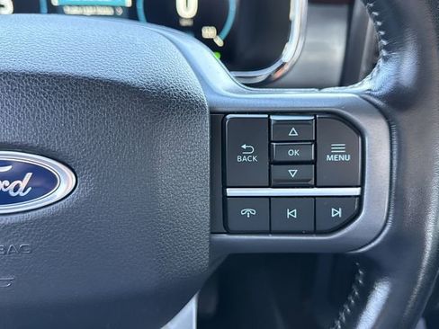 Used 2021 Ford F150 Lariat w/ Equipment Group 502A High image 16