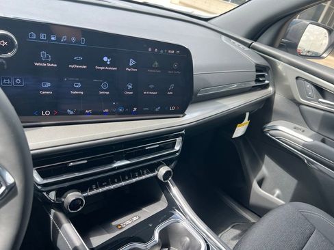 New 2026 Chevrolet Traverse LT FWD image 29