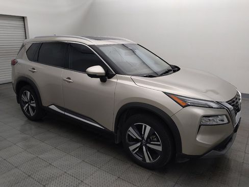 Used 2021 Nissan Rogue SL FWD image 11