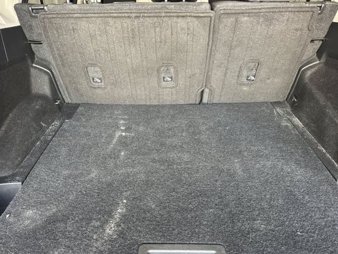 Used 2025 Nissan Rogue SV FWD image 17