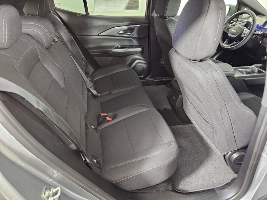 New 2026 Chevrolet Equinox EV LT FWD image 13