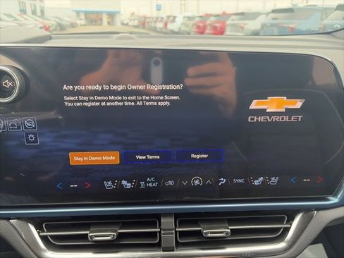 New 2026 Chevrolet Equinox EV LT image 22