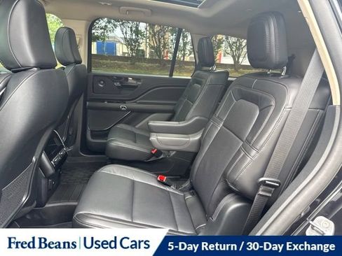 Used 2023 Lincoln Aviator Reserve w/ Elements Package Plus AWD/4WD image 16