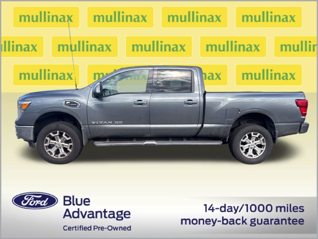 Used 2017 Nissan Titan SL AWD/4WD image 12